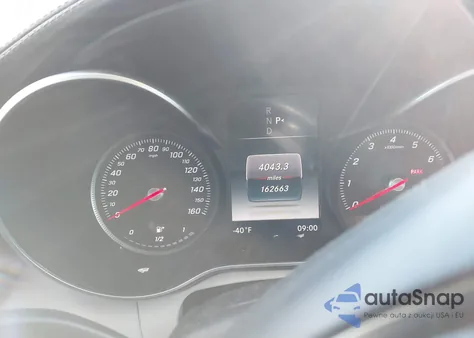 2016 Mercedes-Benz C 300 Luxury из США, поврежденный, VIN 55SWF4JBXGU115554